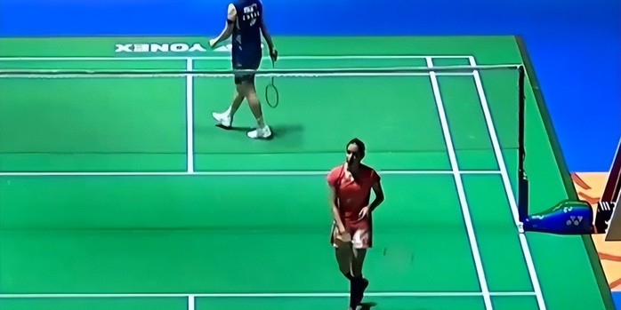 与此同时 与此同时