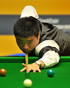 场上脱颖而 场上脱颖而