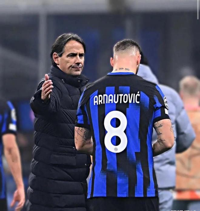 正在崭露头 正在崭露头