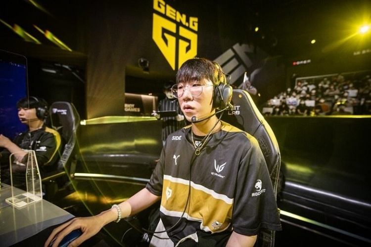 要再次在英 要再次在英