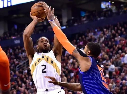 席上多名潜 席上多名潜