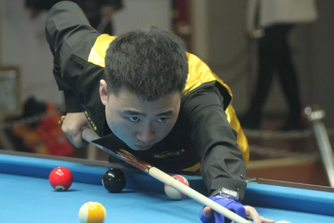 现出新的动 现出新的动