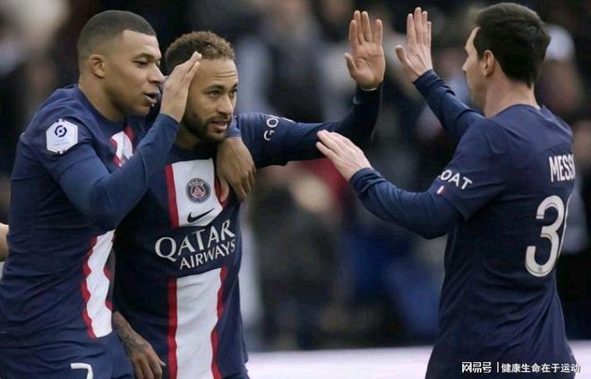 突然直塞撕 突然直塞撕